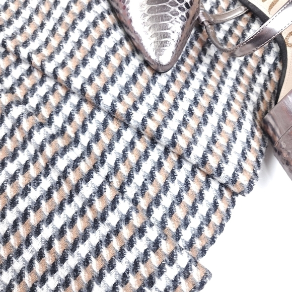 Talbots Grey White Cream Thick Plaid Pleated Knit Skirt Sz 10 - Picture 8 of 11